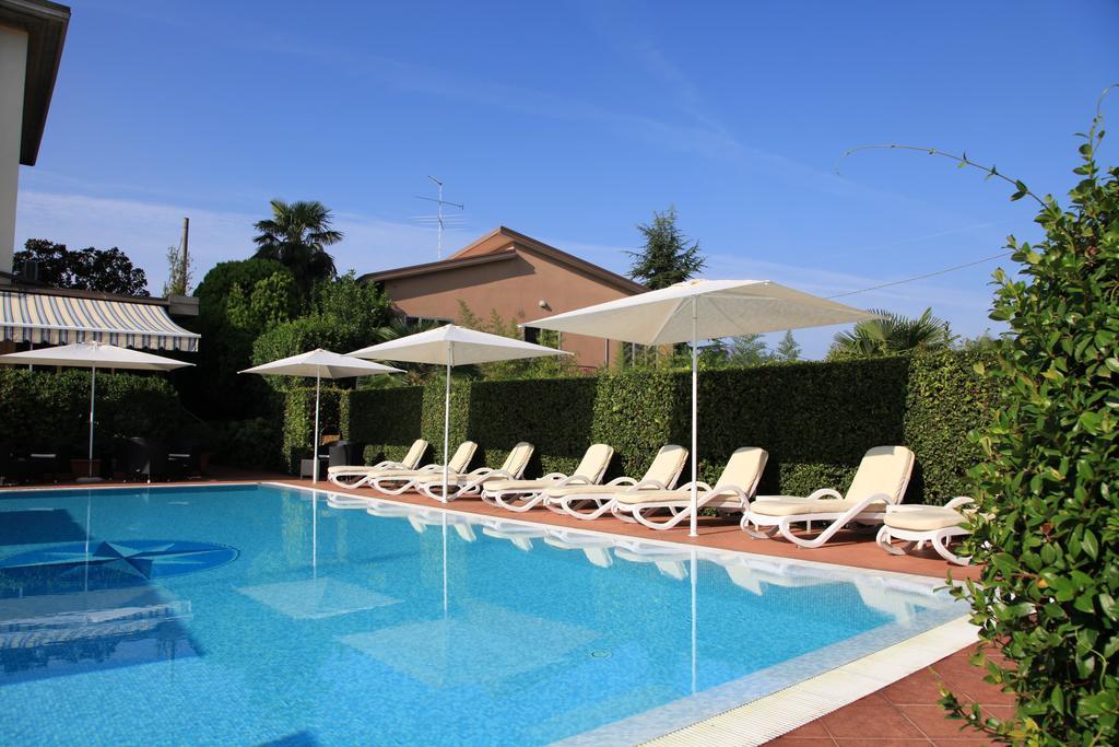 Albergo Ristorante Papa Peschiera del Garda Eksteriør billede