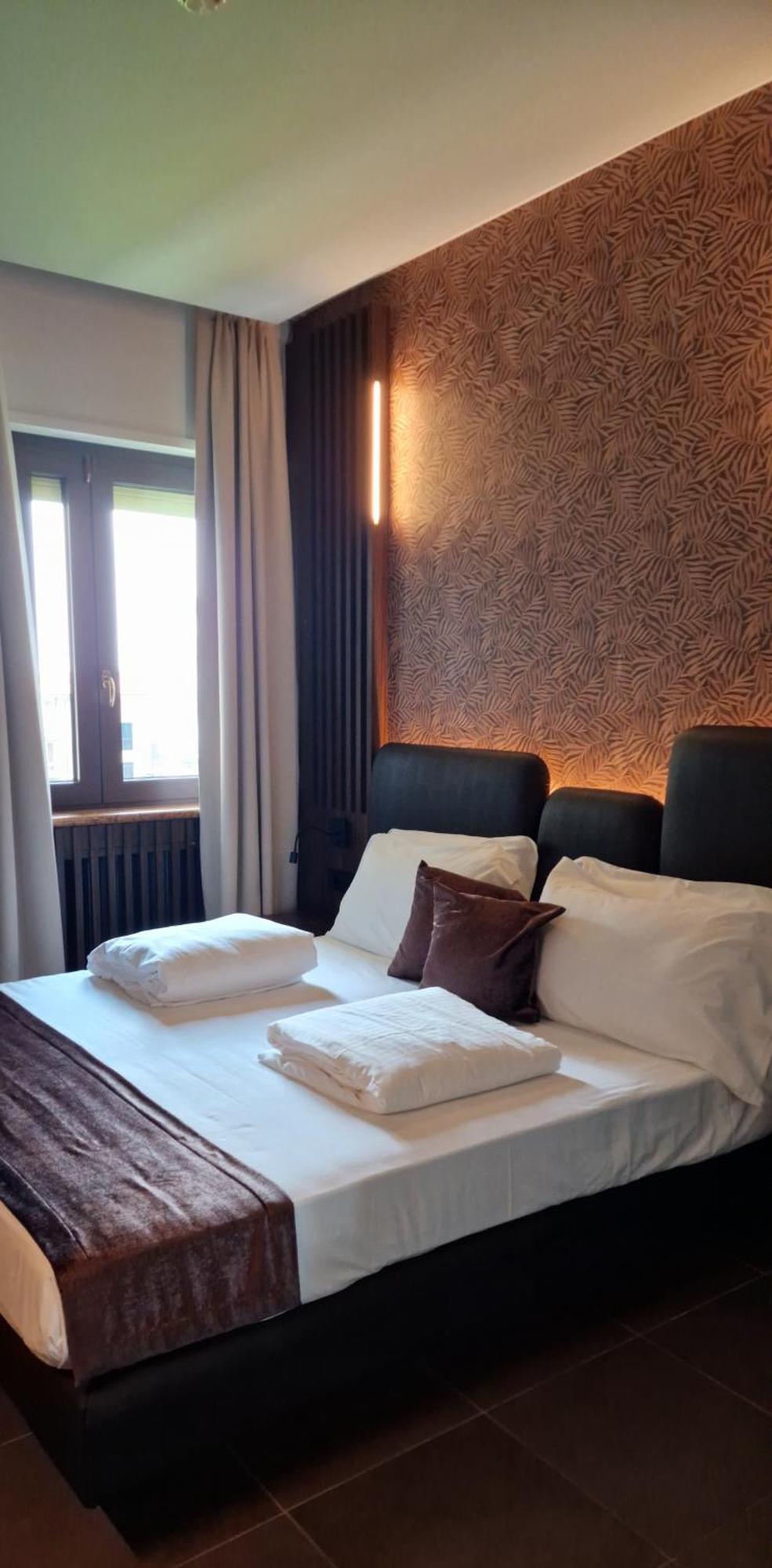 Albergo Ristorante Papa Peschiera del Garda Eksteriør billede