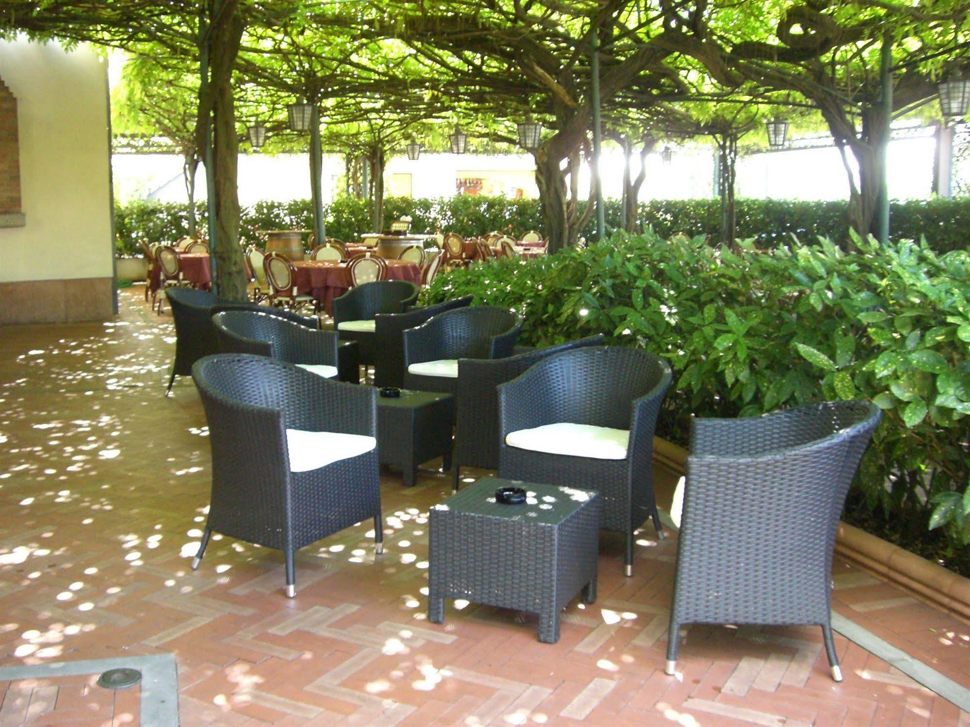 Albergo Ristorante Papa Peschiera del Garda Eksteriør billede
